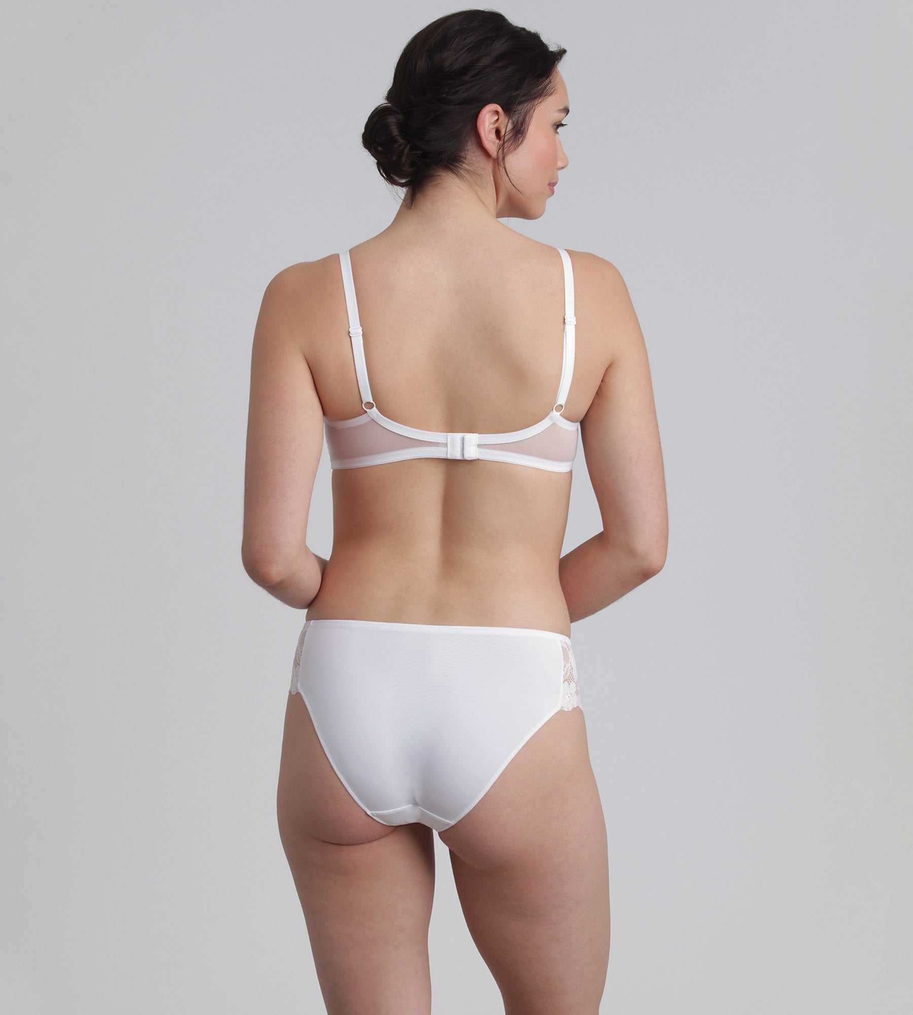 Playtex® Underwired bra in white Essential Elegance