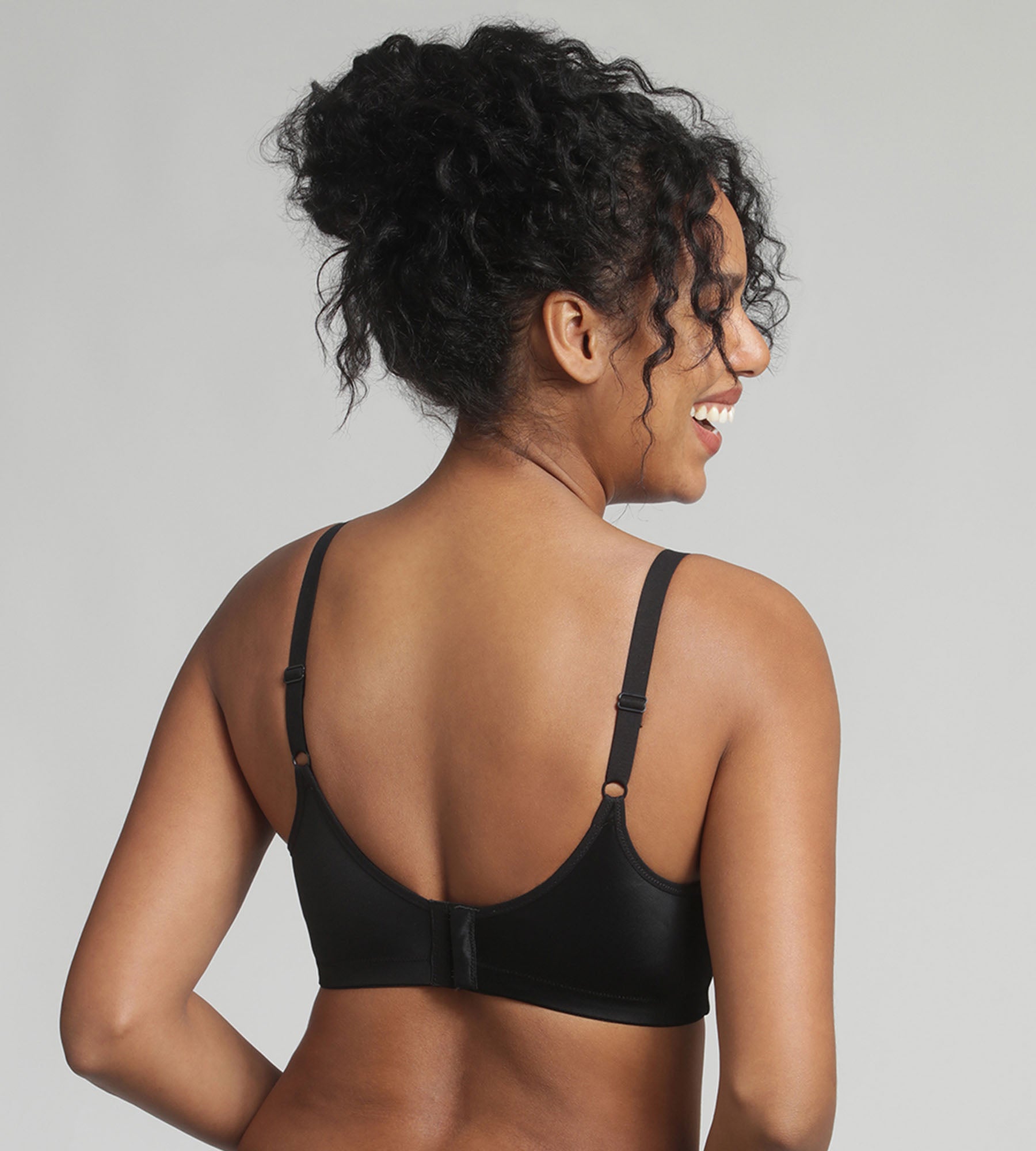 Playtex® Non-wired bra in black Essential Support