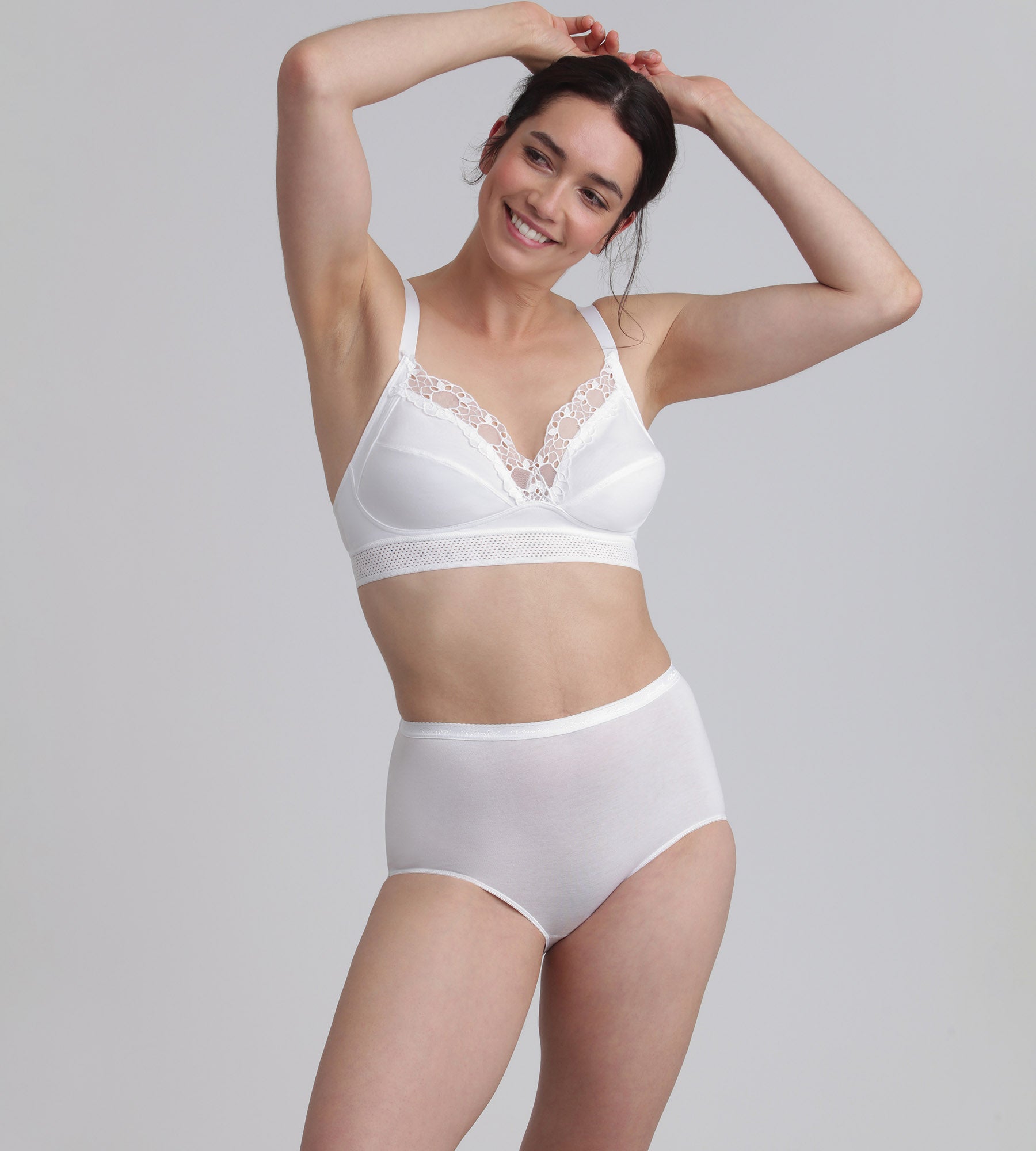 Playtex® Non-wired bra in white Feel Good Support Cotton