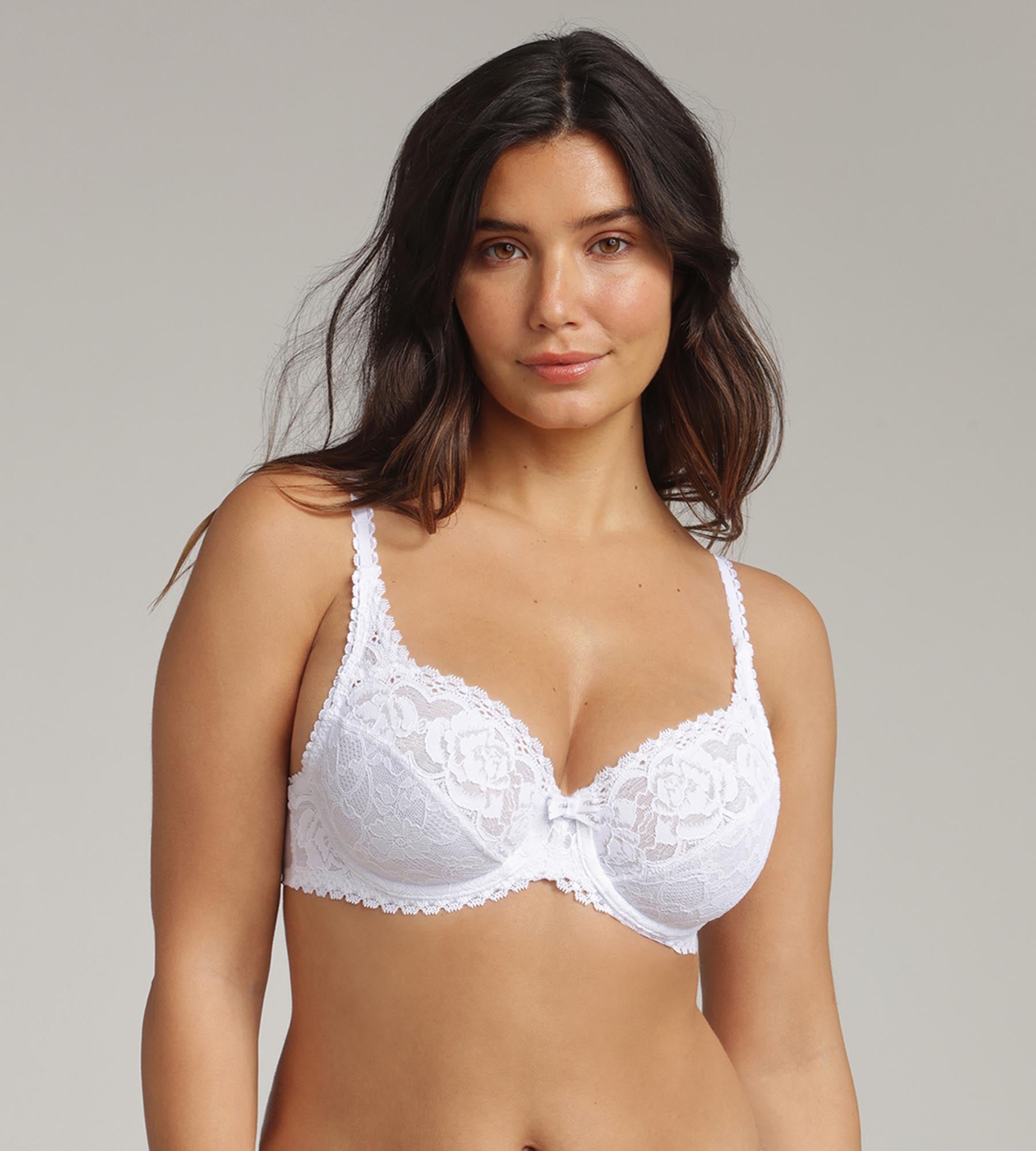 Underwired bra in white Flower Elegance Recycled Playtex®