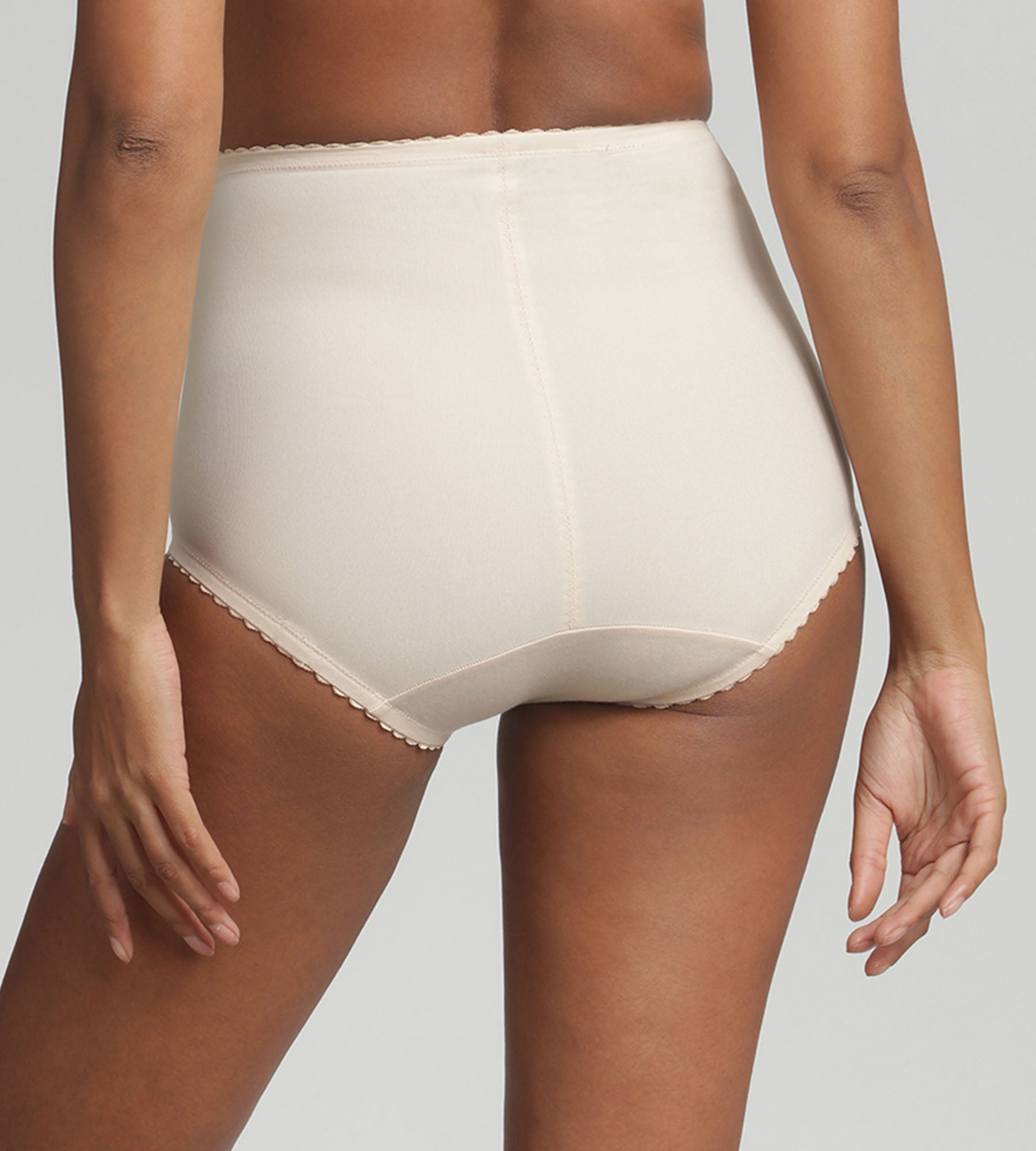 Playtex® Shaping girdle in beige I Can't Believe It's a Girdle
