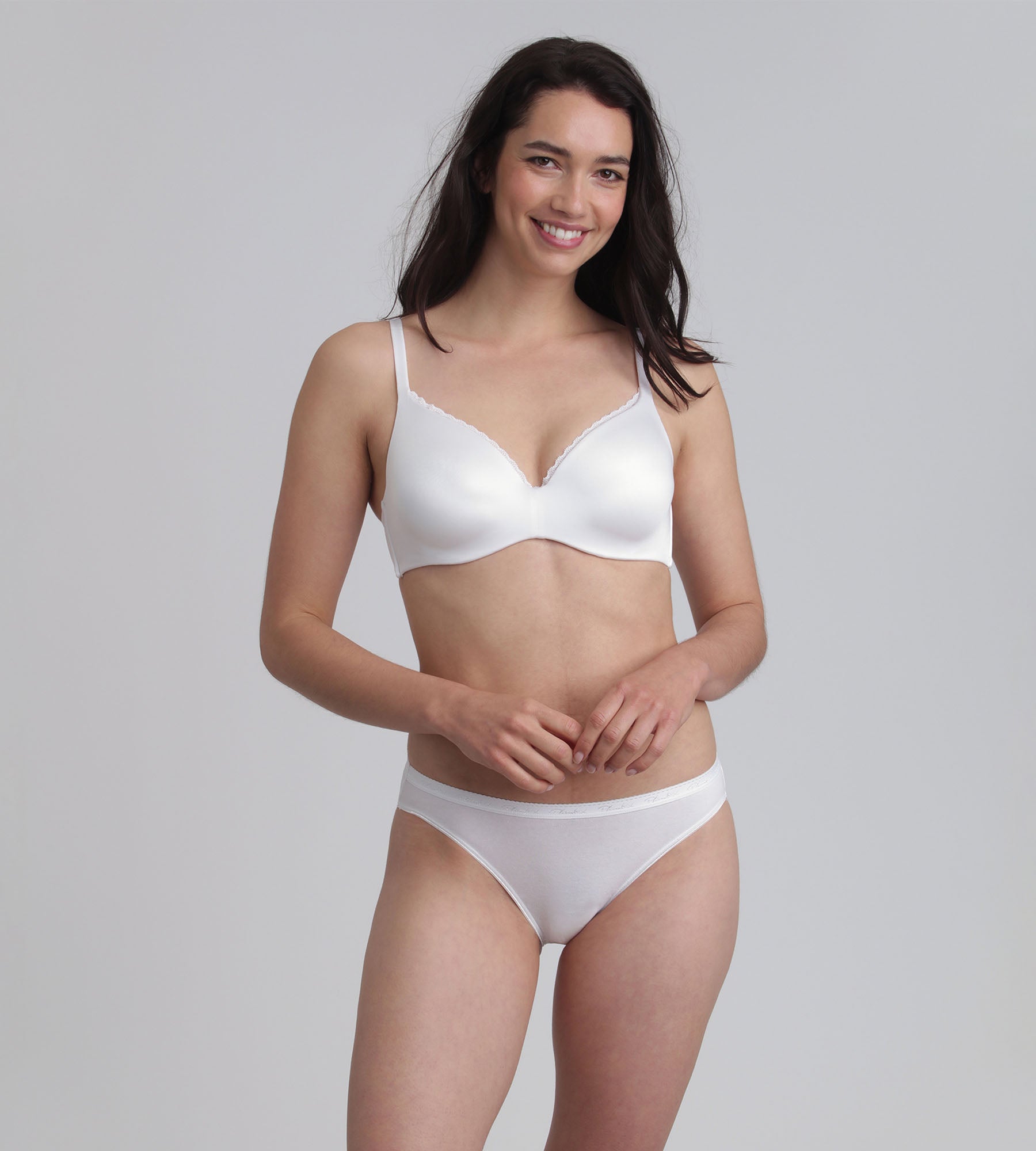 Playtex® Full cup bra with removable underwires in white 24h Absolute Soft