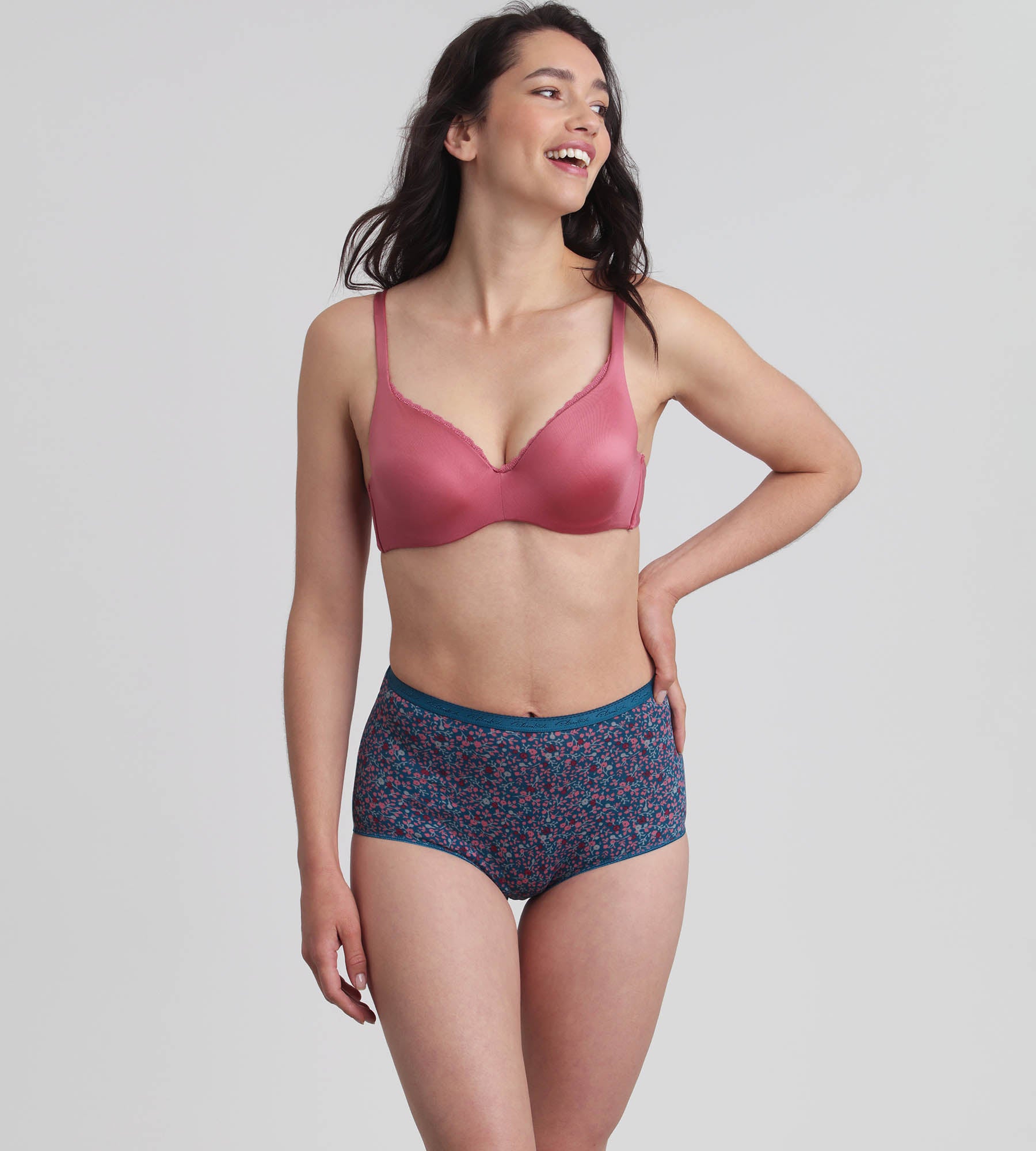 Playtex® Full cup bra with removable underwires in Pink lady 24h Soft Absolu