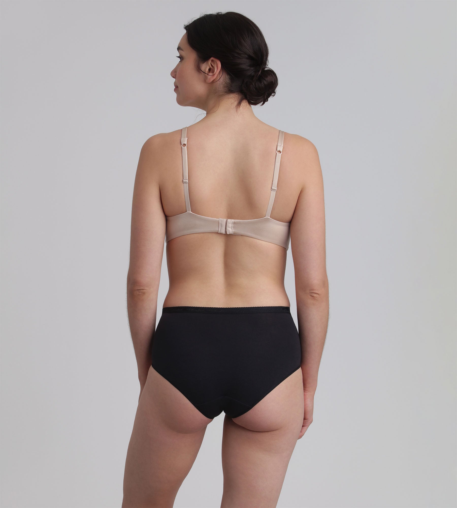 Playtex® Full cup bra with removable underwires in light brown 24h Absolute Soft