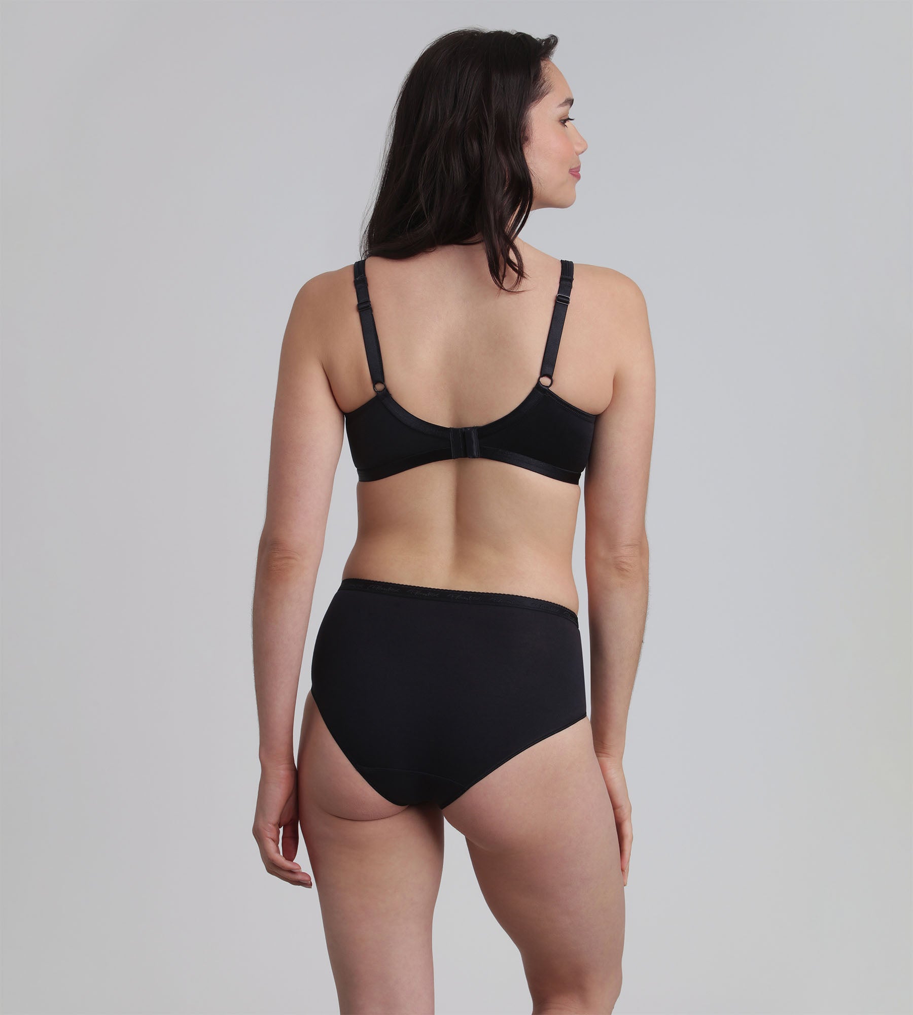 Playtex® Non-wired bra in black Satiny Micro-Support