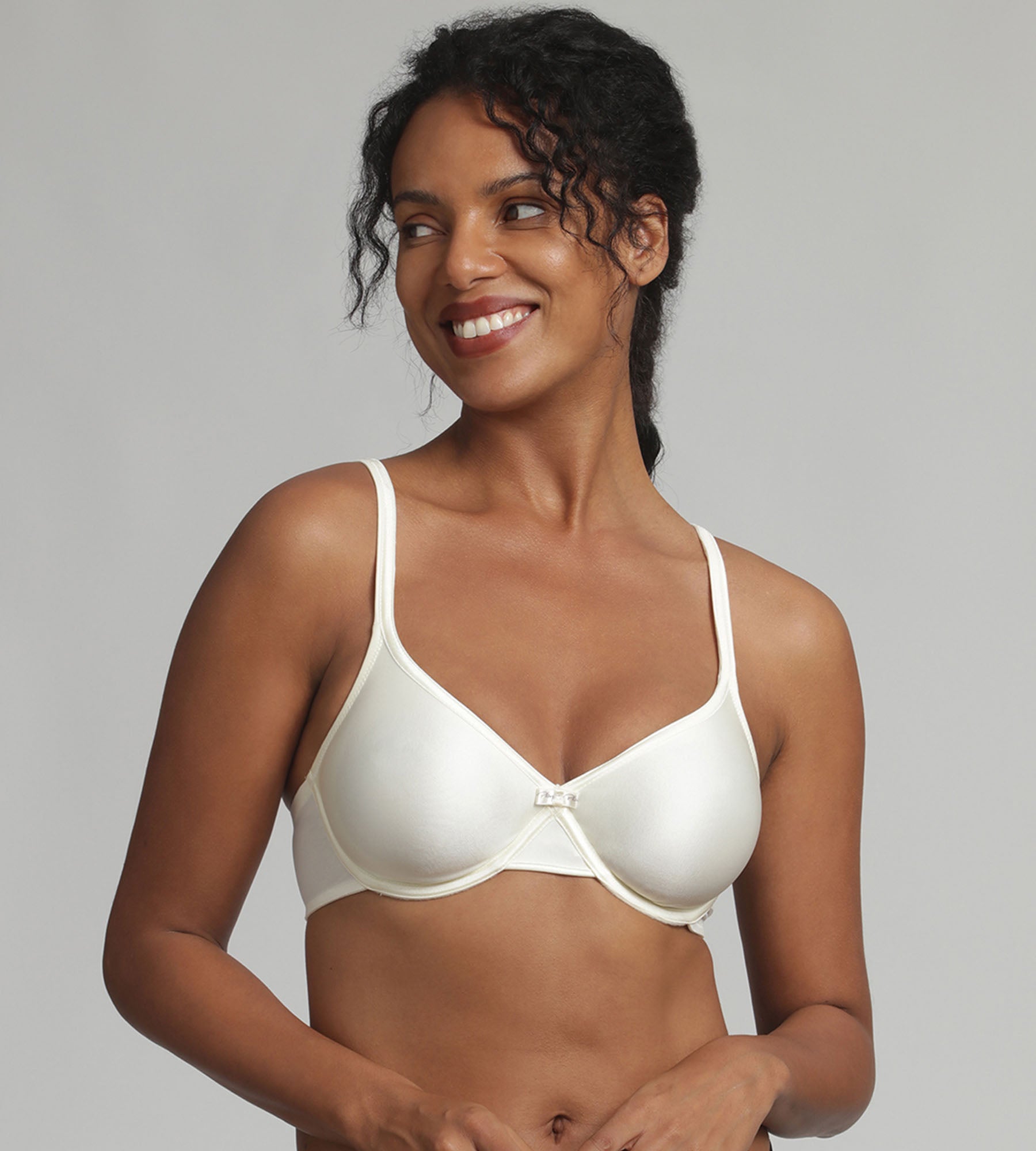 Playtex® Underwired bra in ivory Satiny Micro-Support