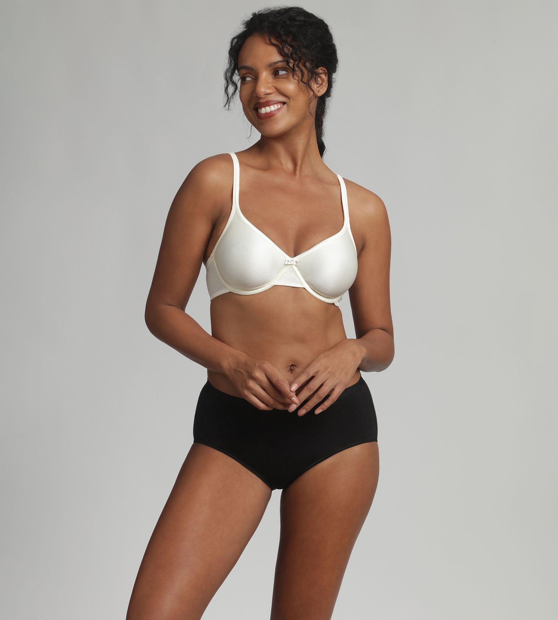 Playtex® Underwired bra in ivory Satiny Micro-Support