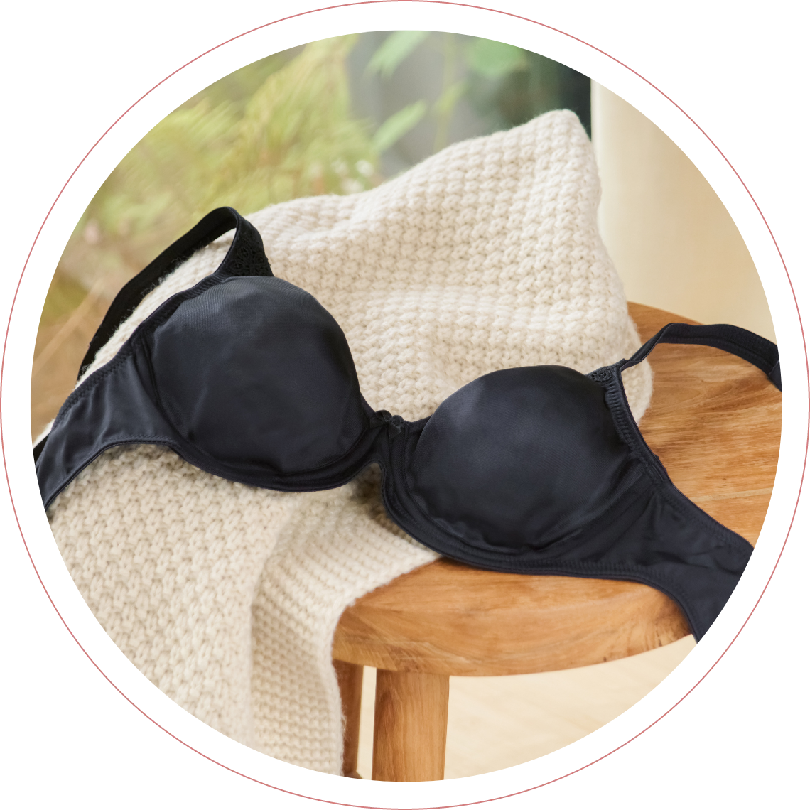 Between support and feminity : how to choose your bra?