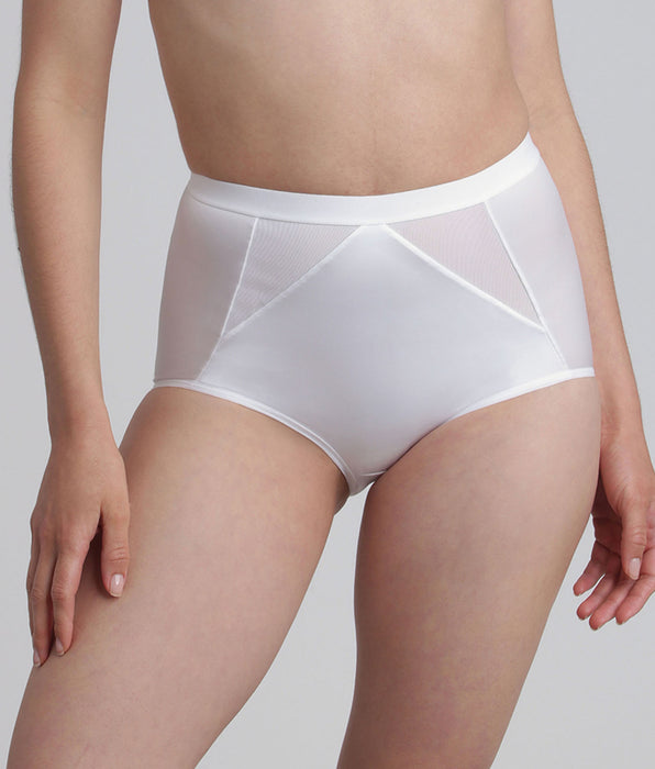 Playtex® High-waisted shaping knickers in white Perfect Silhouette