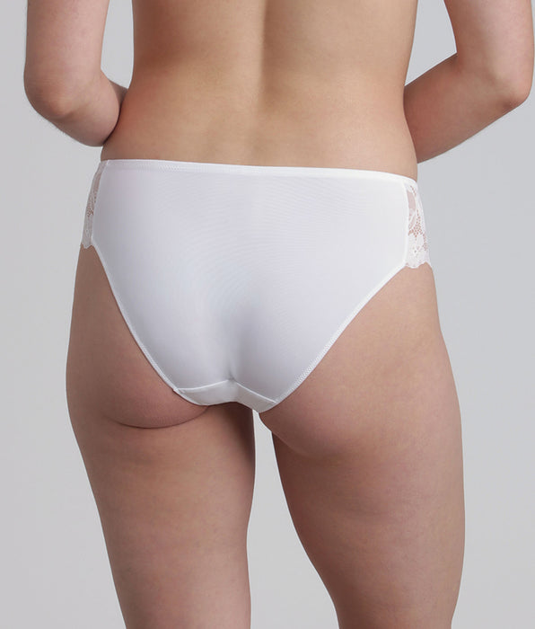Playtex® Bikini knickers in white Essential Elegance