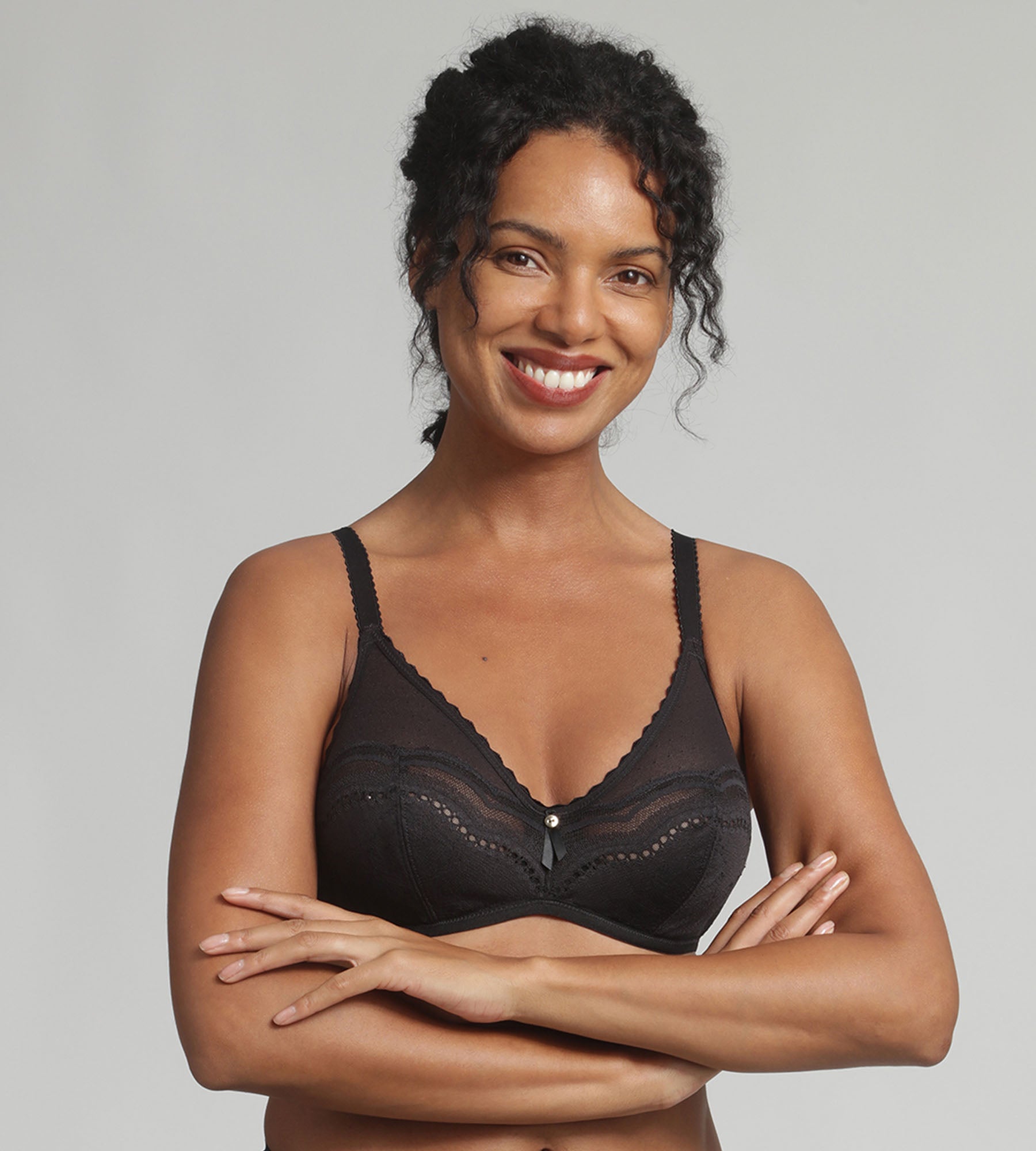 Underwired bra in black Secret Comfort