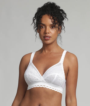Non-wired bra in white Recycled Classic Lace Support