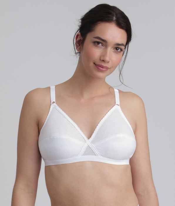 Playtex® Non-wired bra in white Essential Support Cotton