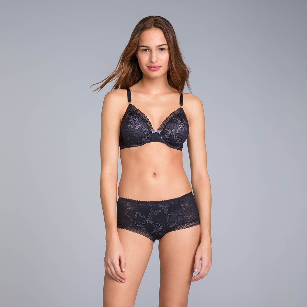 Shorts in Black Lace - Invisible Elegance, , PLAYTEX