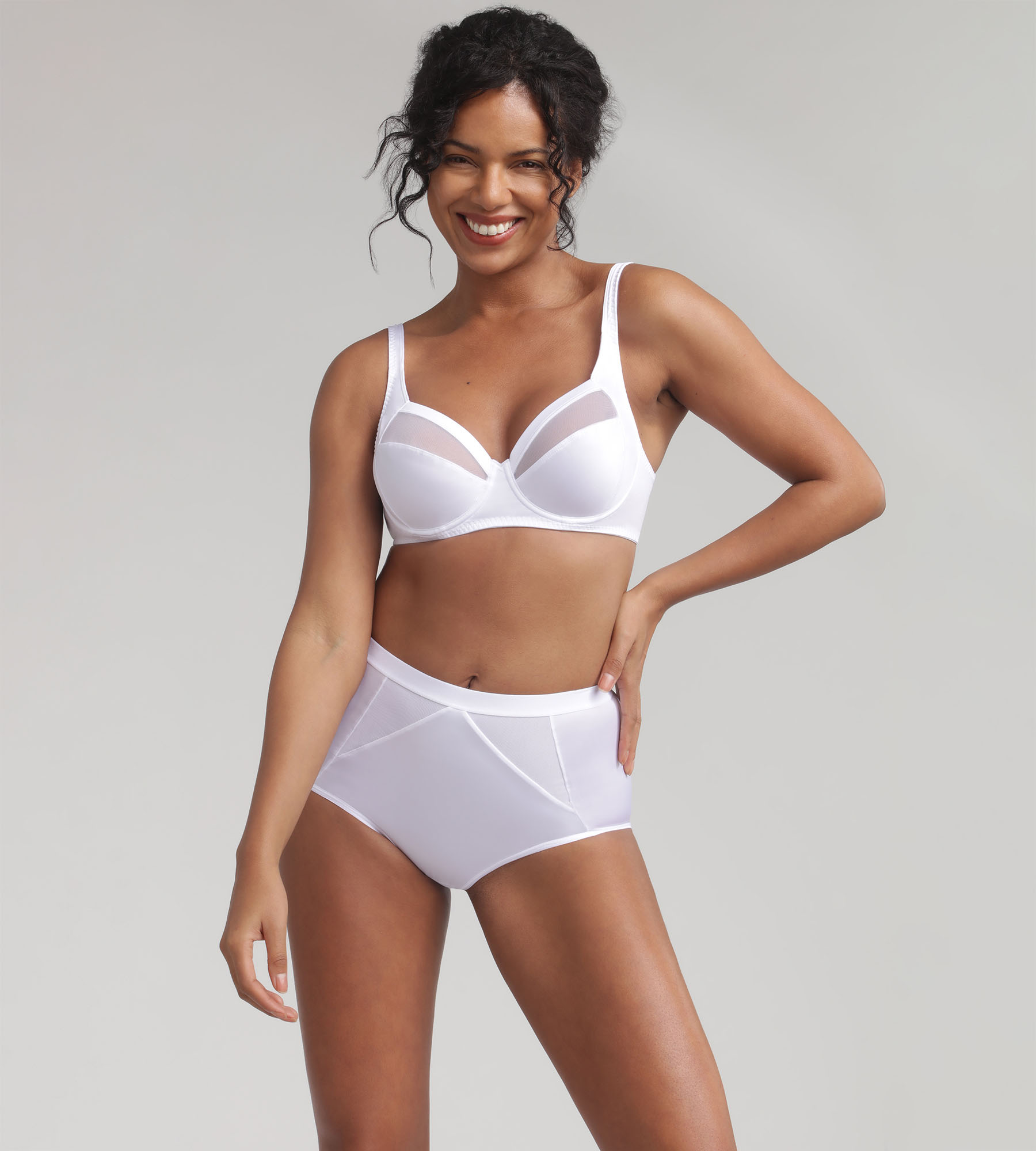 Shaping Maxi Brief in White – Perfect Silhouette, , PLAYTEX